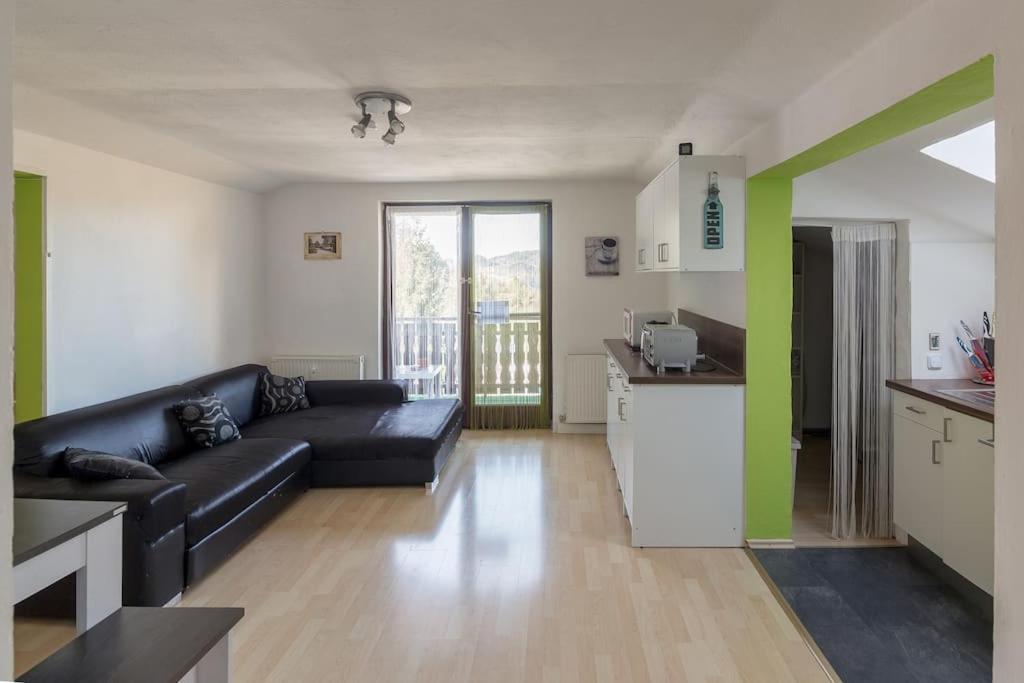 Lovely Spacious 3Room Loft Under Roof-100M2-Touristarea Rauth Buitenkant foto
